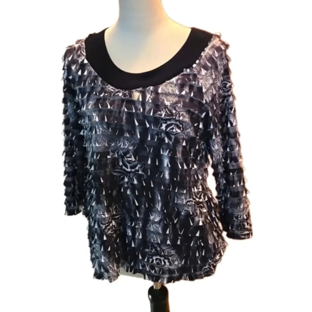 I.N. Studio Women’s Large Black Gray Textured Layered Burnout Blouse 3/4 Sleeve